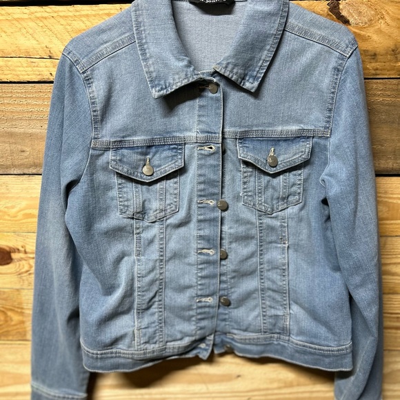 Hand Painted Vintage Jean Jacket - Picture 2 of 4